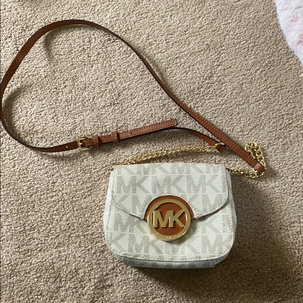 Michael Kors crossbody